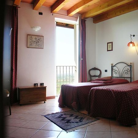 Le Bianchette Agriturismo E Fattoria Didattica 索马坎帕尼亚 外观 照片