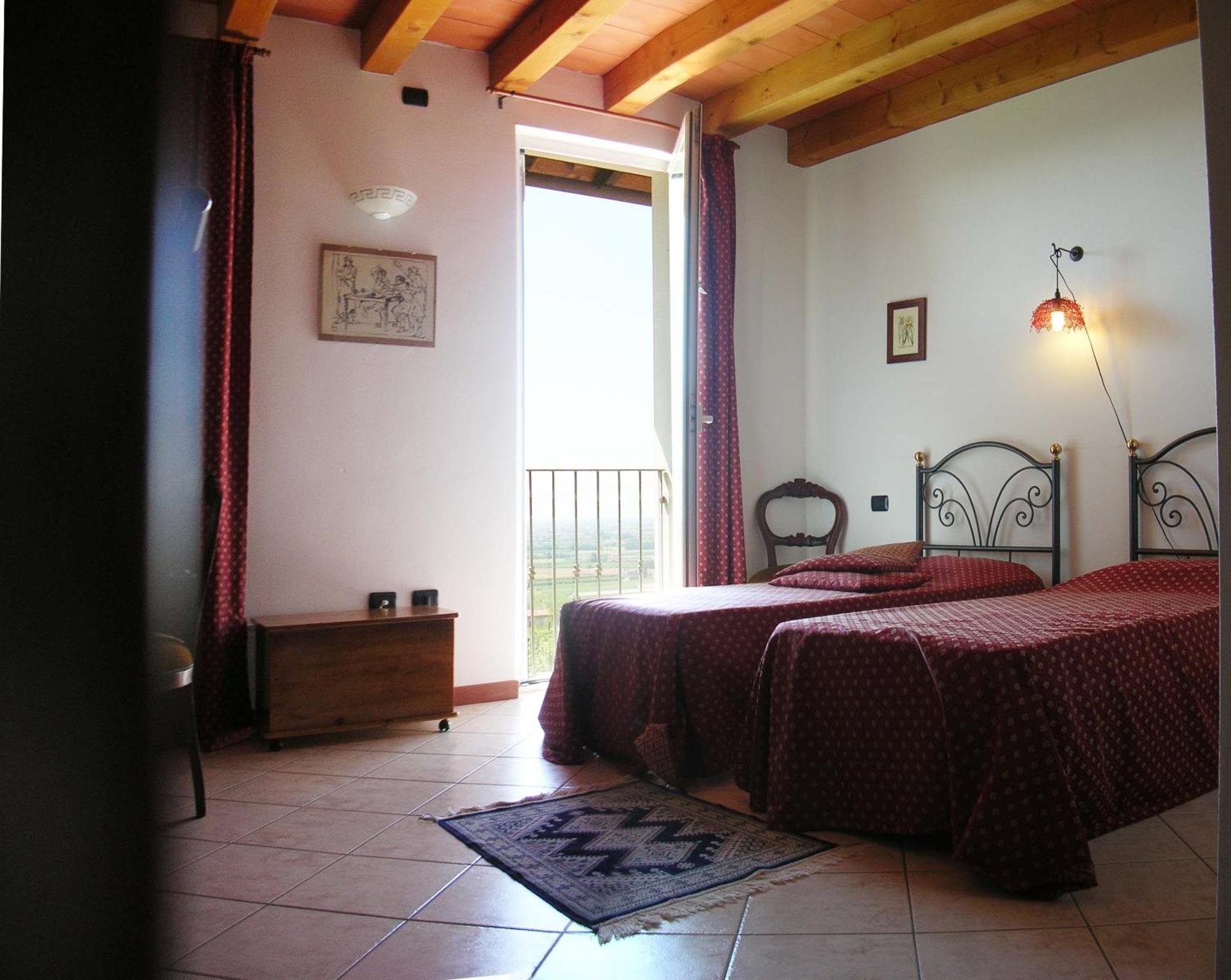 Le Bianchette Agriturismo E Fattoria Didattica 索马坎帕尼亚 外观 照片